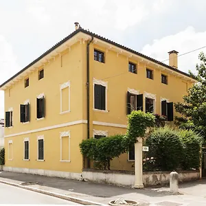 https://la-casa-delle-zie-cologna-veneta.hotelinveneto.com